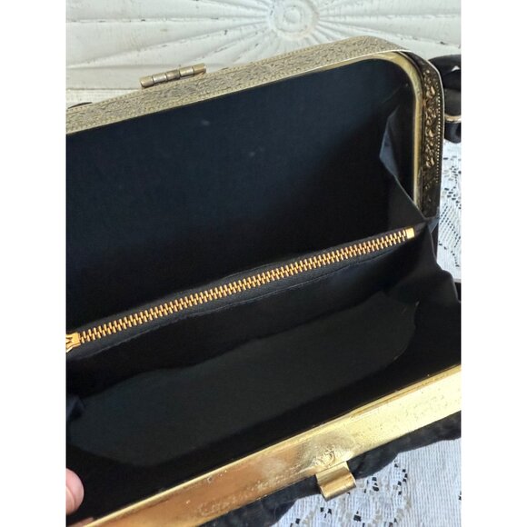 Vintage 60's Victorian Revival Evening Purse Ornate Repousse Frame - Picture 5 of 16